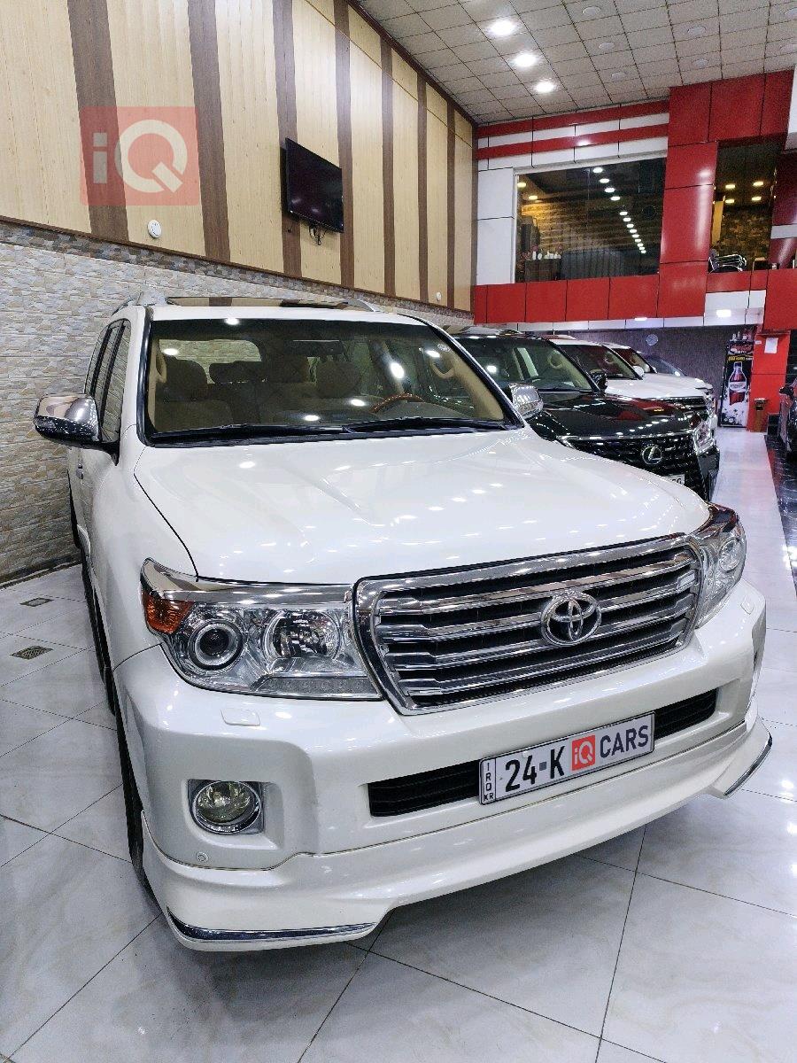 تويوتا لاندكروزر